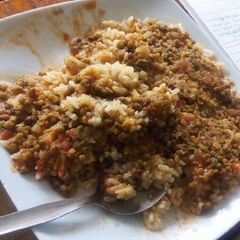 A picture of Ndengu with Rice.