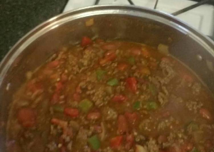Simple Way to Prepare Quick Lucy&#39;s Chili