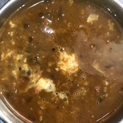 A picture of Dal makhani.