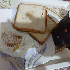 A picture of Fried egg bread.