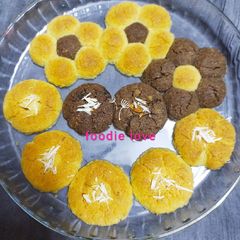 A picture of Coco almond and Butter Cardamom Kulcha-e-Khataye.