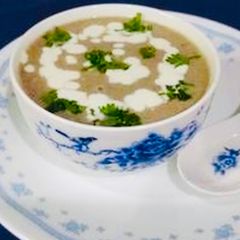 Mushroom soup A picture of Mushroom soup.