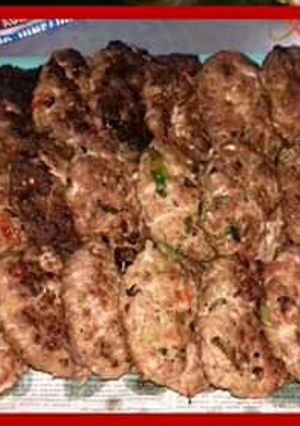 A picture of Chapli Kabab.