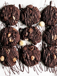 Una foto de Galletas de Doble Chocolate y Nueces de Macadamia