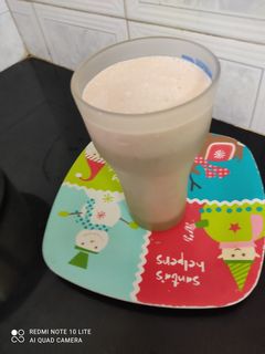ચીકુ શેક (Chickoo Shake Recipe In Gujarati) રેસીપી મુખ્ય ફોટો