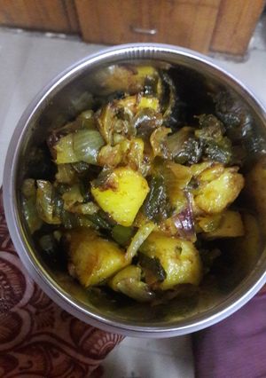 A picture of Hare Pyaaz ki sabzi..