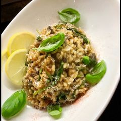 A picture of Mushroom Risotto.