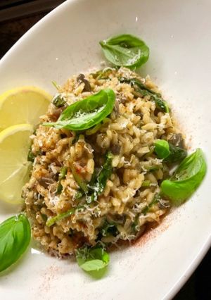 A picture of Mushroom Risotto.