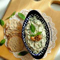 ماست ریحان (ماست چکیده طعم دار)🌱-レシピのメイン写真