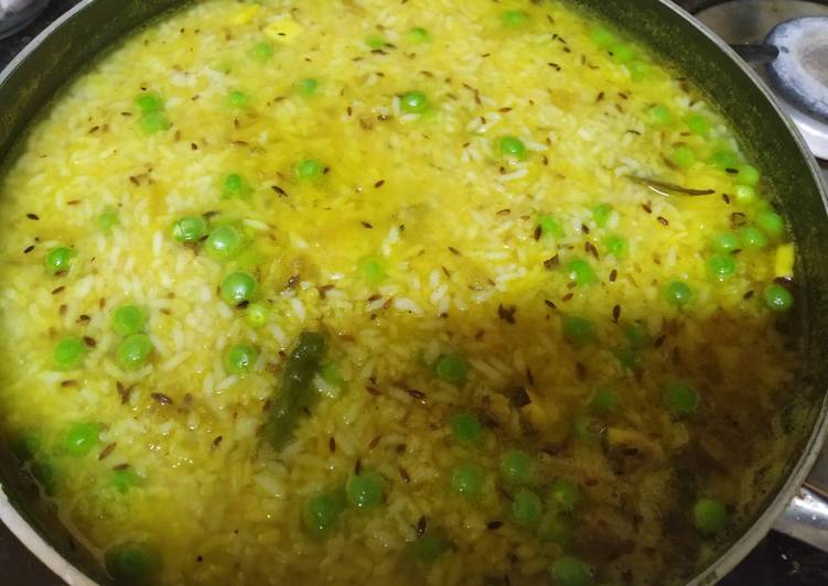 KHICHURI (bhog for Laxmi Puja)