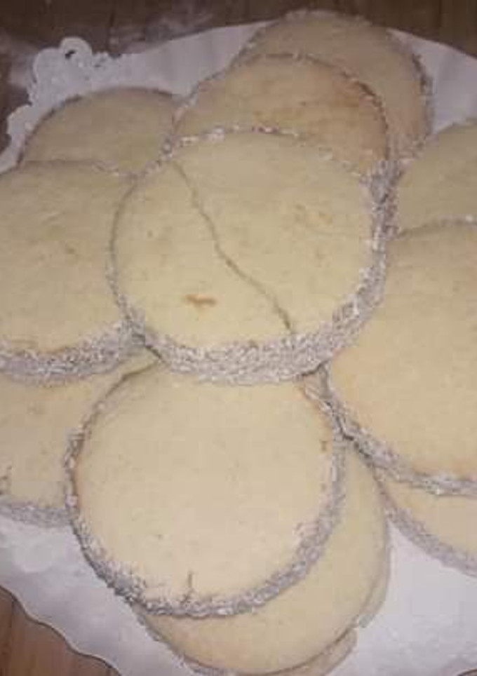 Una foto de Alfajores de maicena caseros