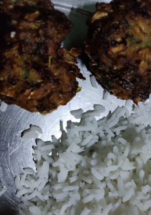 বাঁধাকপির পকোড়া (bandhakopir pakoda recipe in Bengali) রেসিপির প্রধান ছবি