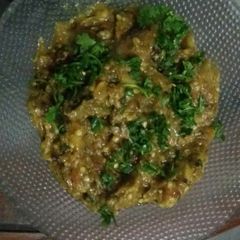 A picture of Baingan ka bharta.