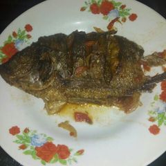 A picture of Fried Tilapia.