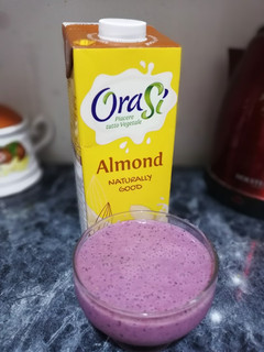 Una foto de Smoothie 🍹 🍒🍓