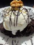 બ્રાઉની વીથ આઈસ્ક્રીમ (Brownie With Ice CreamRecipe In Gujarati)
