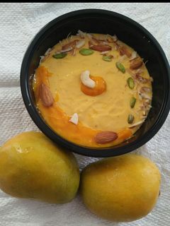 મેંગો શ્રીખંડ (Mango Shrikhand Recipe In Gujarati) રેસીપી મુખ્ય ફોટો