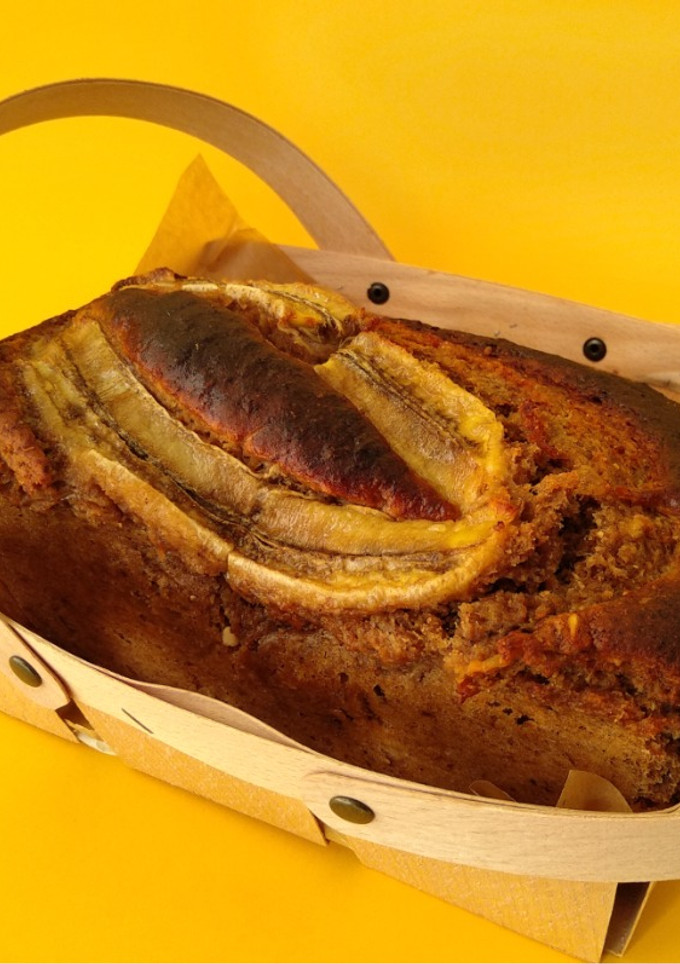 Una foto de Bizcocho de plátano y nueces o "banana bread"