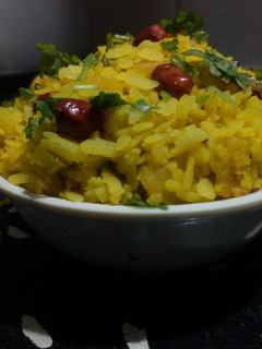 A picture of Onion poha.