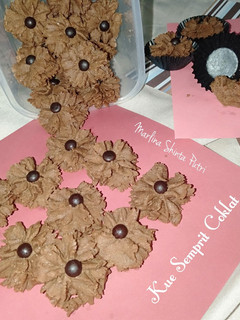 Foto resep Kue semprit coklat renyah lembut