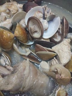 蛤蜊雞湯 的食譜成品照片