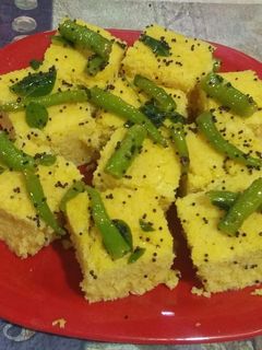 ढोकला (dhokla recipe in Hindi) रेसिपी मुख्य फोटो