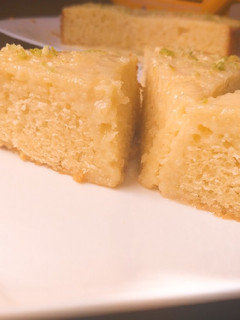 A picture of Lemon pound cake with lemon glaze.