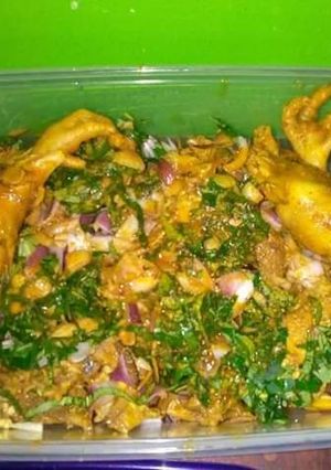 A picture of Chicken leg Nkwobi.