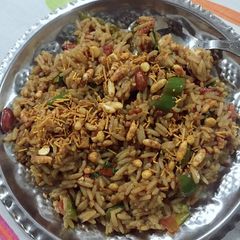 A picture of Jhatpat bhel.