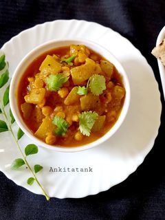 રાજસ્થાની દૂધી દાળ નું શાક (Rajasthani Dudhi Dal Shak Recipe In Gujarati) રેસીપી મુખ્ય ફોટો