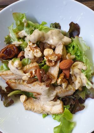 รูปของ ซีซ่าสลัดอกไก่ธัญพืช #LowCarb