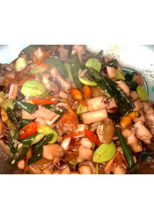 Foto resep Oseng cumi pete lombok ijo