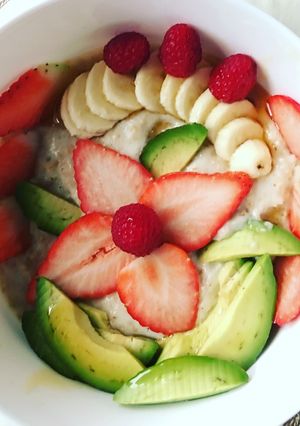 Hình của món Yến mạch hoa quả (eat clean).