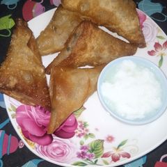 A picture of Bohri Samosa.