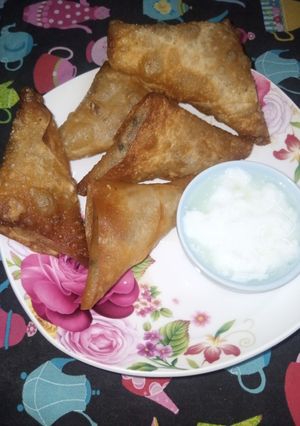A picture of Bohri Samosa.