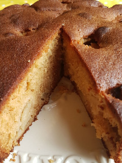 A picture of Apple & Ginger Cake.