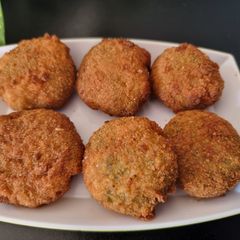 A picture of Tikkies with mint flavour.