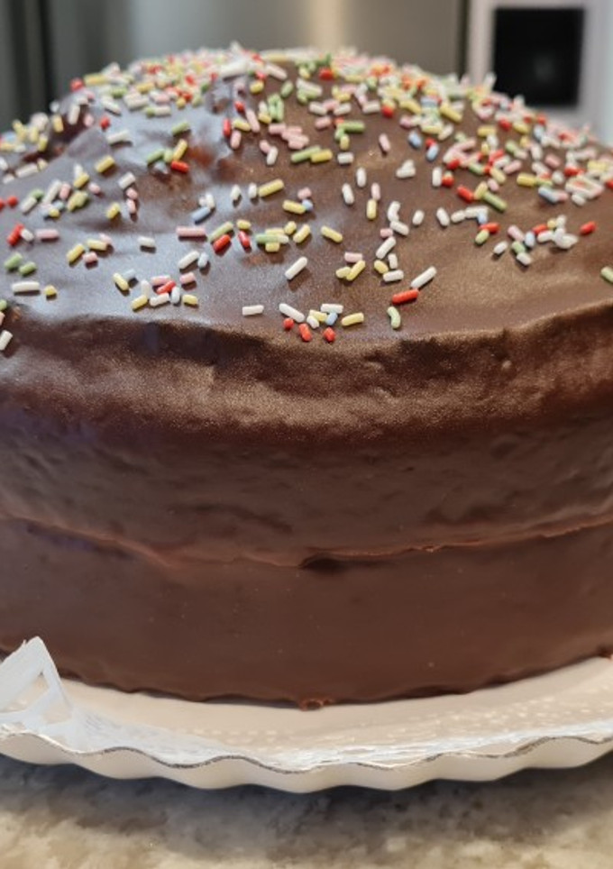 Una foto de Pastel de mermelada y chocolate