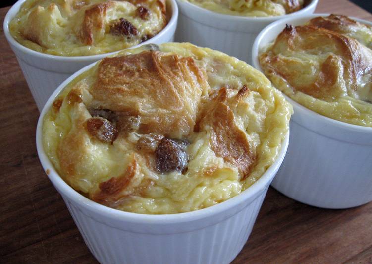 Steps to Make Award-winning Croissant Pudding