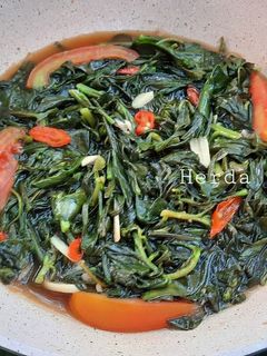 Foto resep Tumis Daun Ginseng Saus Tiram