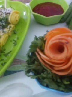 खांडवी (Khandvi recipe in Hindi) रेसिपी मुख्य फोटो