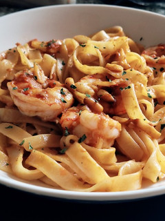 Una foto de Pasta con Gambas
