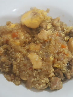 Una foto de Guisado de quinoa mixto