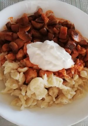 đ pörkölt nokedlivel recept fotĂłja