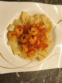 Calamarata mit Curry-Tomaten & Riesen Garnelen Rezepthauptbild