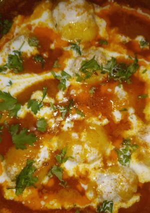 दम आलू (Dum Aloo Recipe in Hindi) रेसिपी मुख्य फोटो