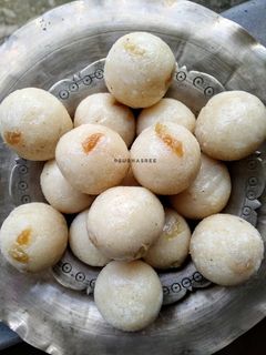 সুজির লাড্ডু(soojir ladoo recipe in Bengali) রেসিপির প্রধান ছবি