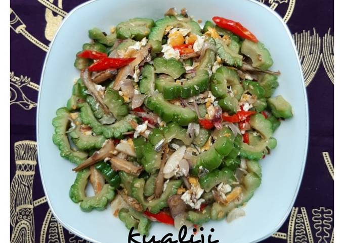 Cara Bikin Tumis Pare Teri dan Telur Yang Sederhana