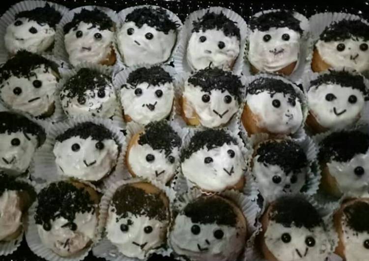 Bagaimana Membuat Donut kribo, Enak