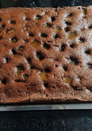 Una foto de Torta húmeda de cacao y dulce de batata